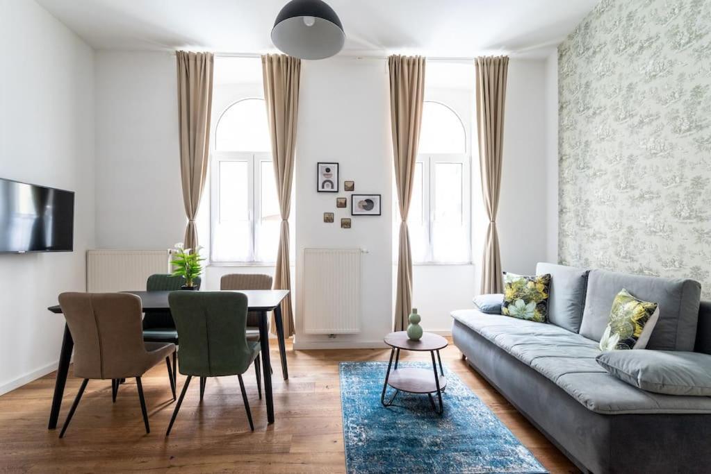 Ferienwohnung Sleek 1Br Flat Near Center By Hm Wien Exterior foto